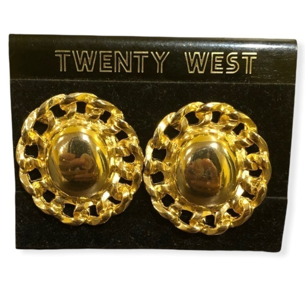 5 for $25 ❄️‎ Vintage Gold Color Clip On Statement Earrings